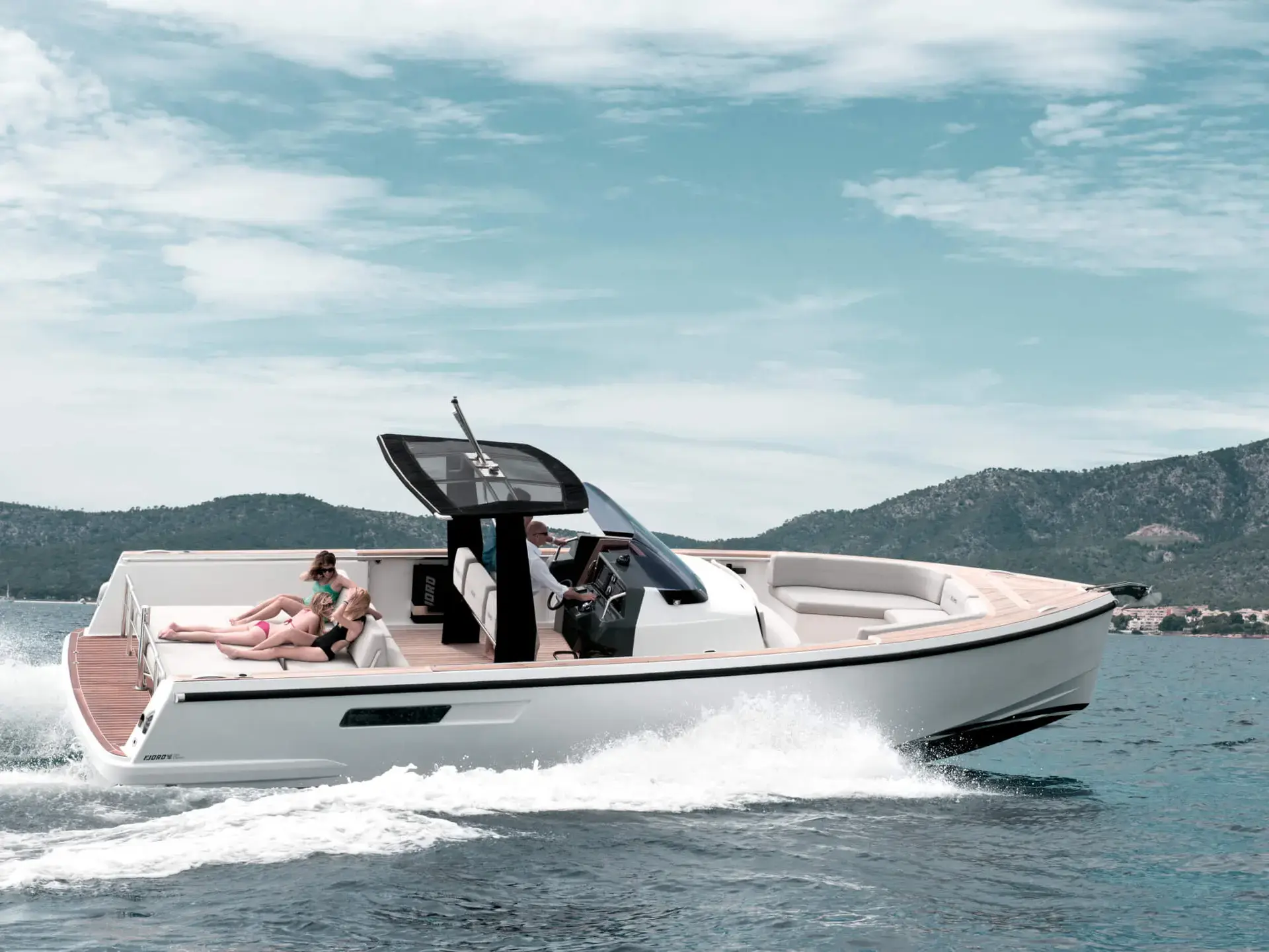 Private Fjord 36 Open charter Mallorca