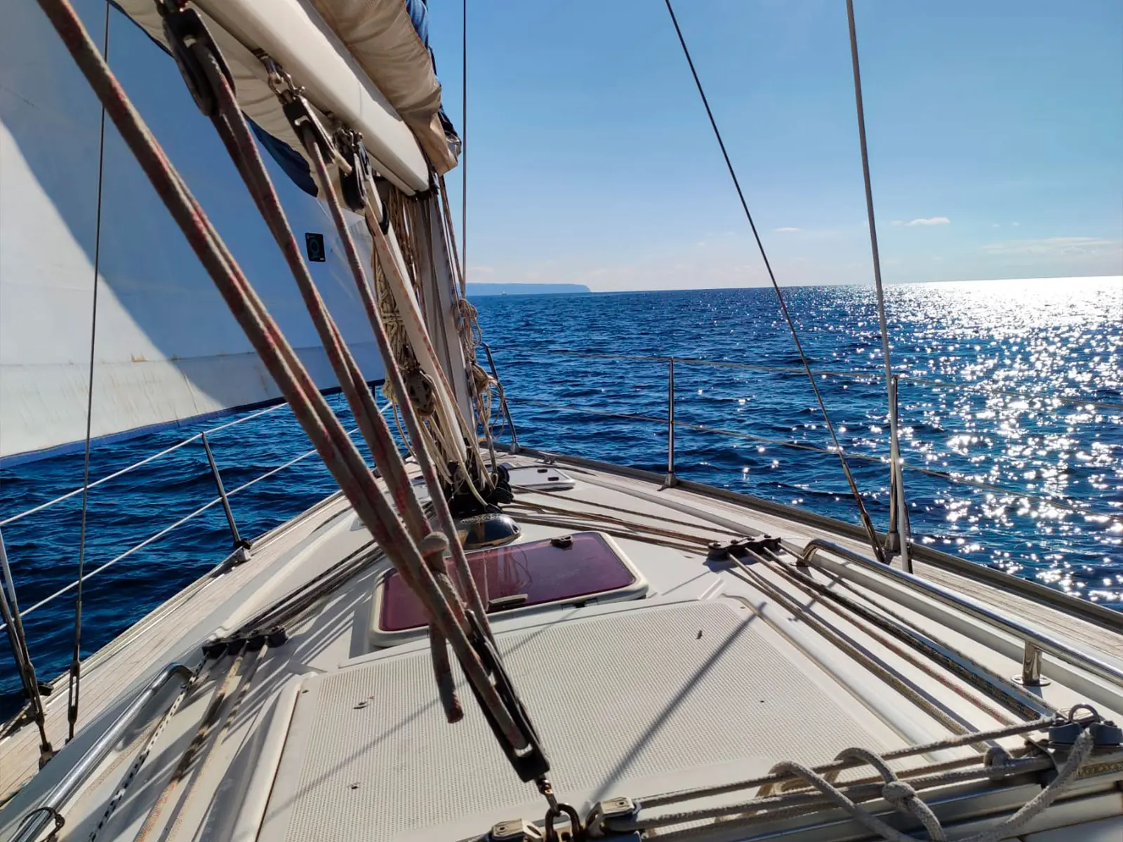 Bavaria 36 Cruiser yacht from Palma marina