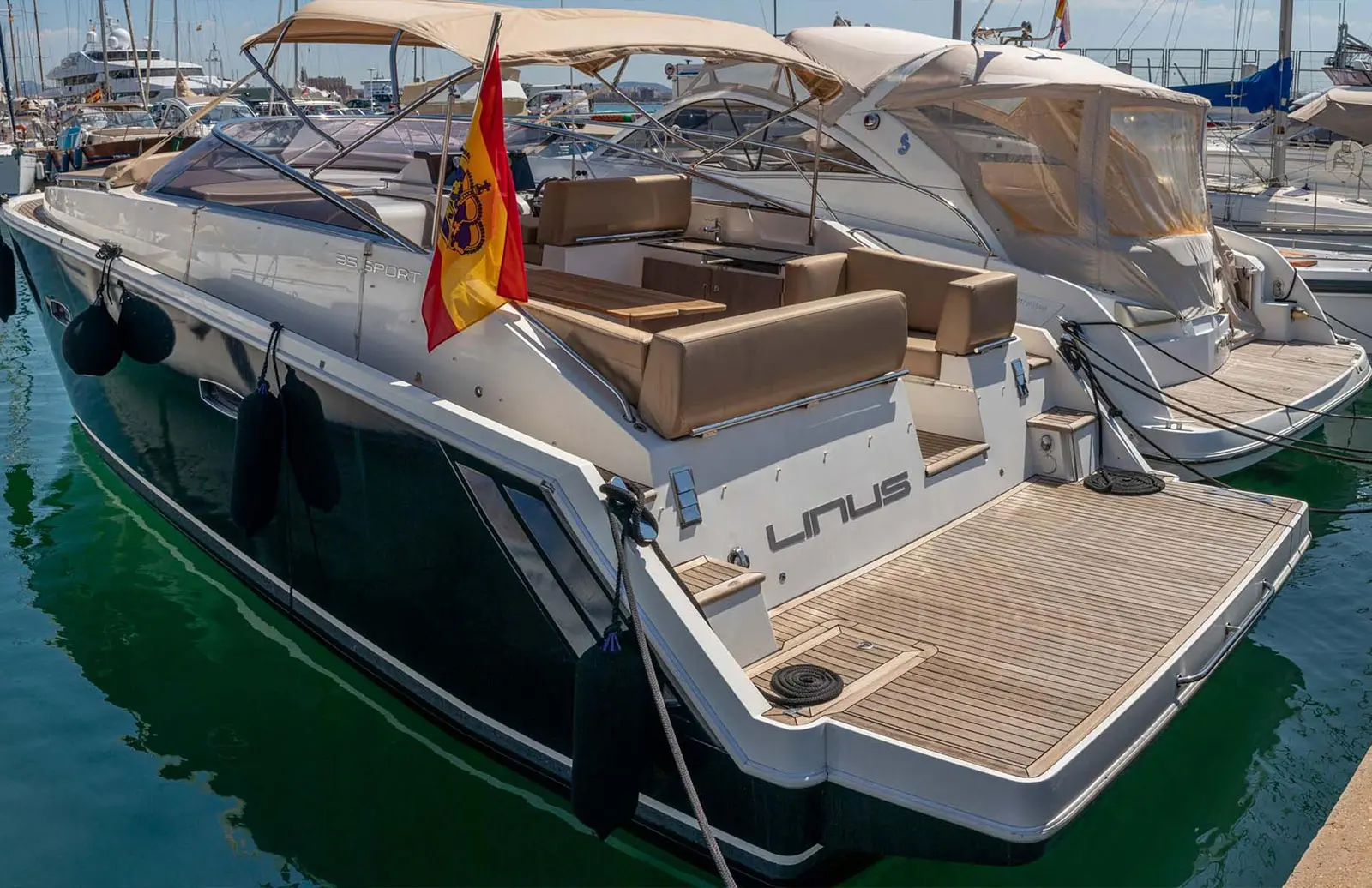 Sealine Sport 35 Mediterranean motor yacht