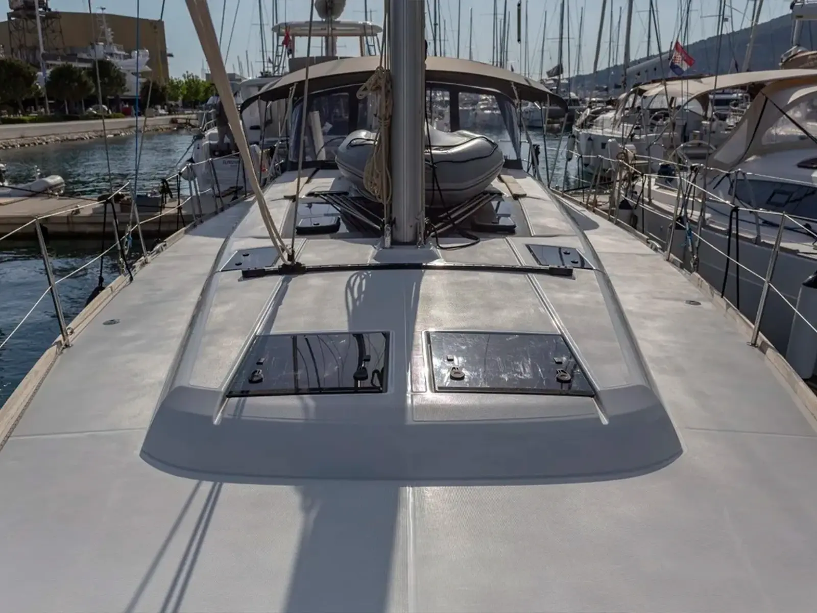Dufour 460 Grand Large underway – Private sailing experience Palma Bay